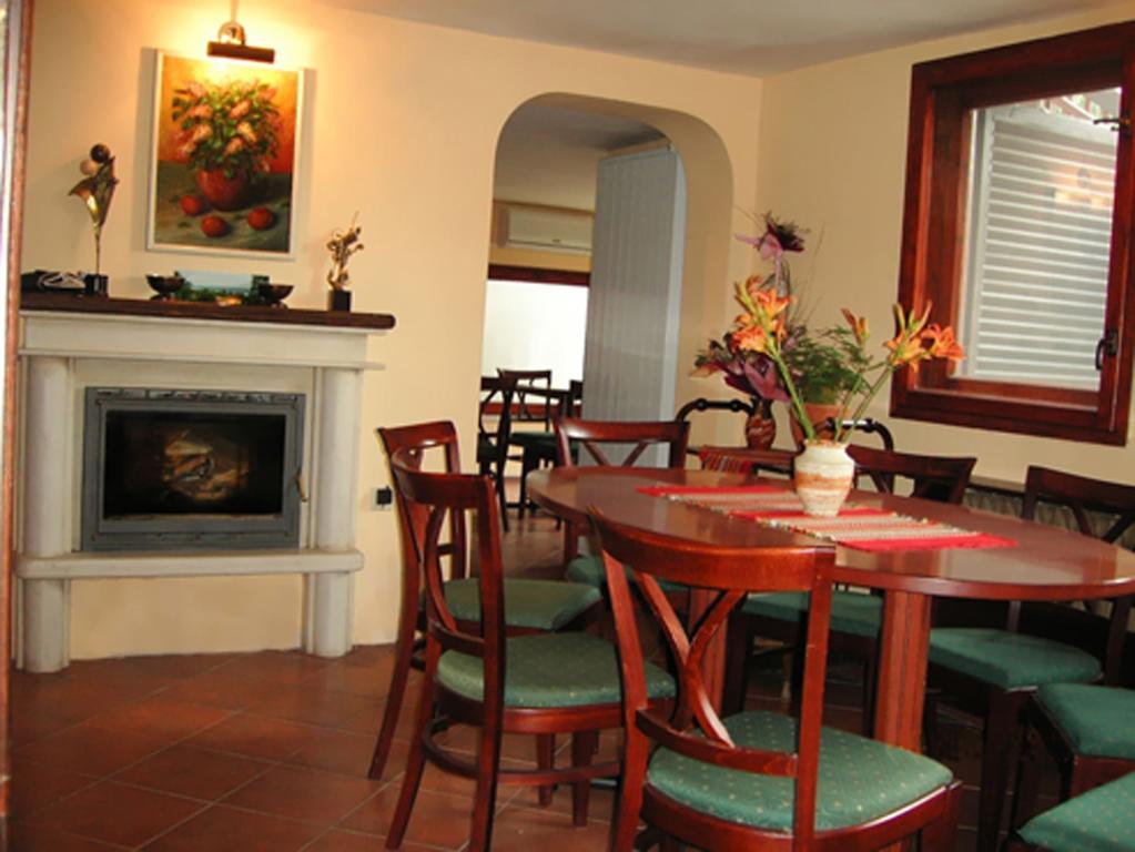 Guest House Yanina Varna Exterior photo