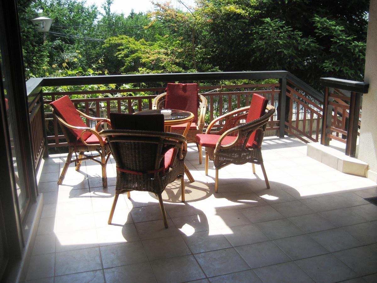 Guest House Yanina Varna Exterior photo