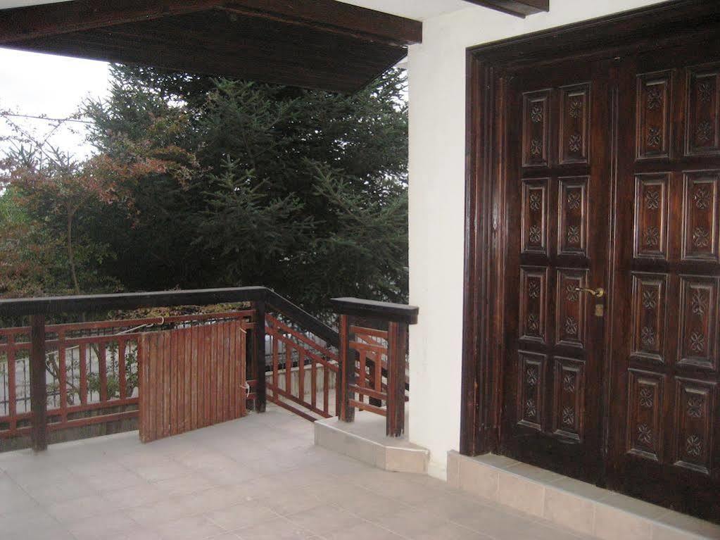 Guest House Yanina Varna Exterior photo